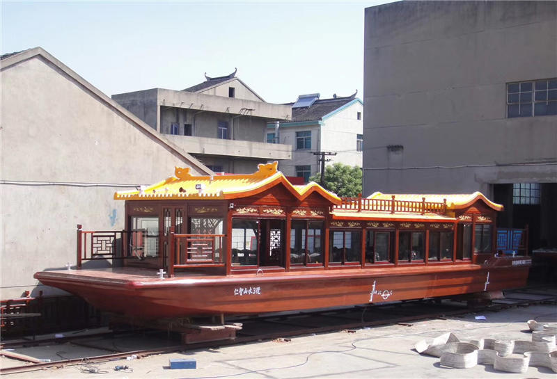 11.8米電動(dòng)畫(huà)舫